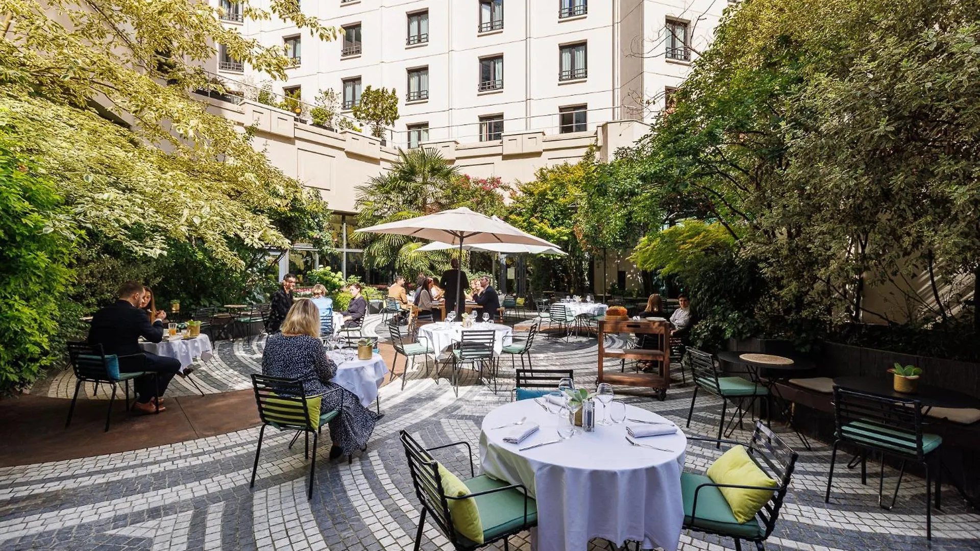 Novotel Les Halles 4* Paříž